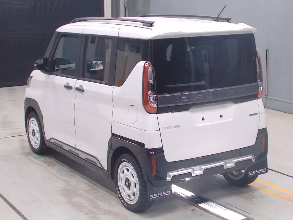 MITSUBISHI DELICA MINI