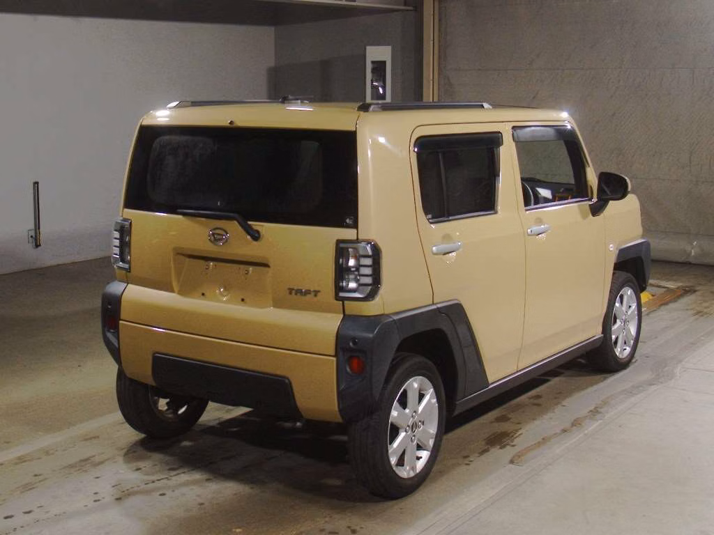 DAIHATSU TAFT