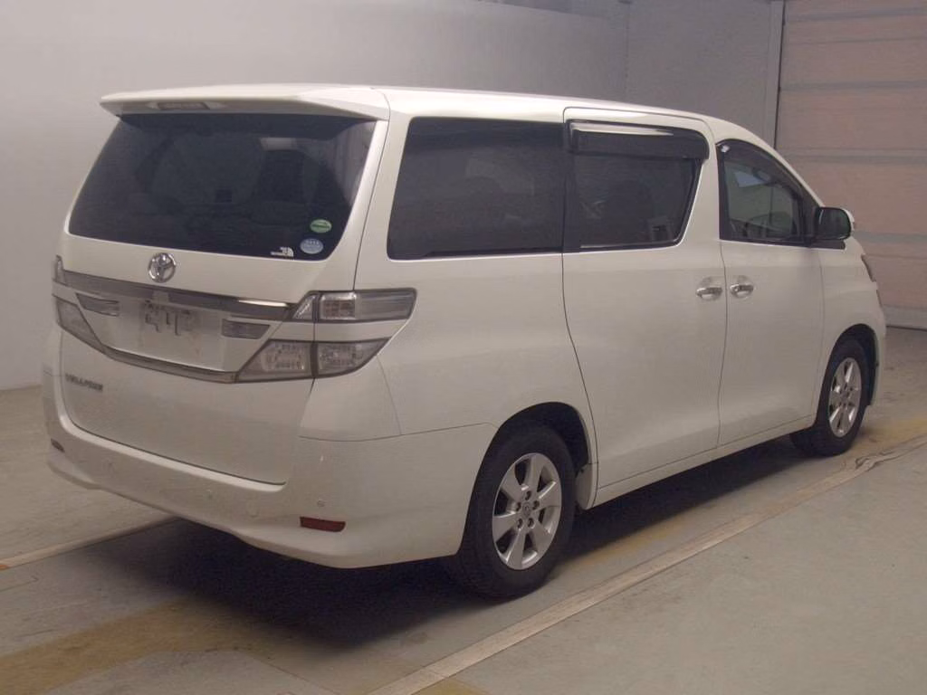 TOYOTA VELLFIRE
