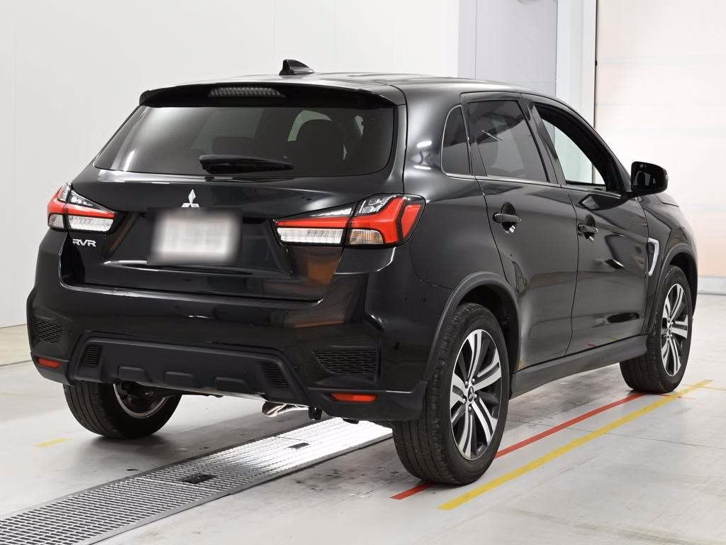 MITSUBISHI RVR