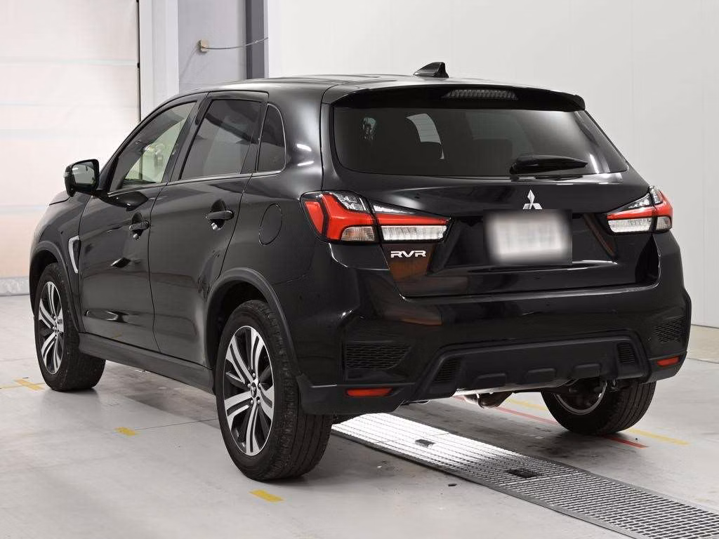 MITSUBISHI RVR