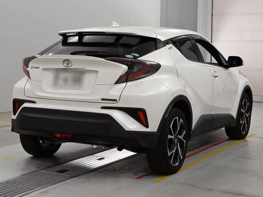 TOYOTA C-HR