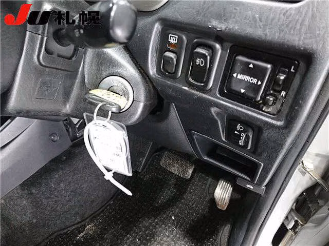 DAIHATSU TERIOS KID