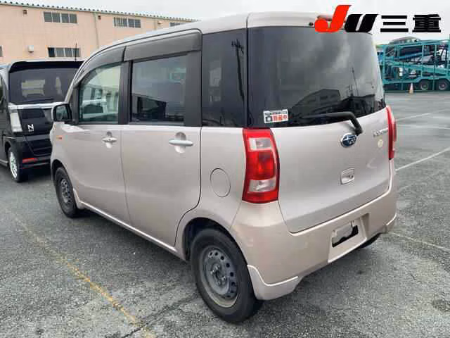 SUBARU LUCRA