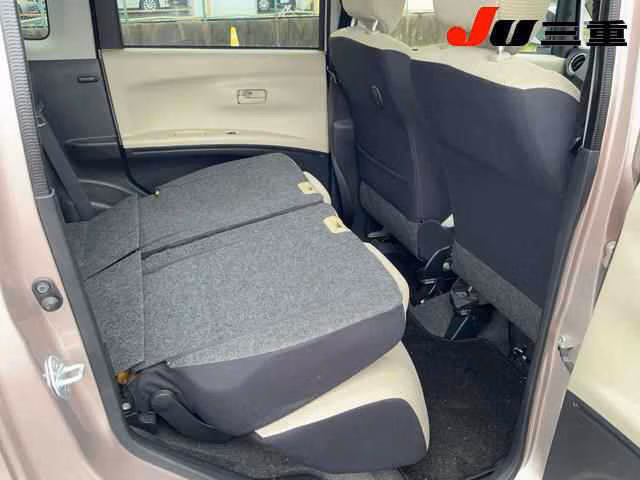 SUBARU LUCRA