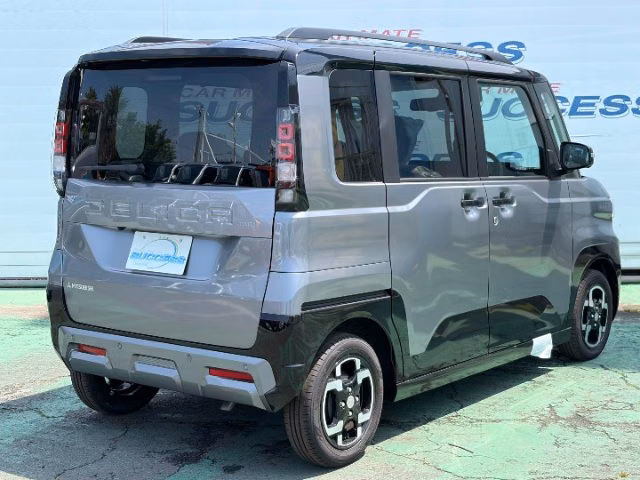 MITSUBISHI DELICA MINI