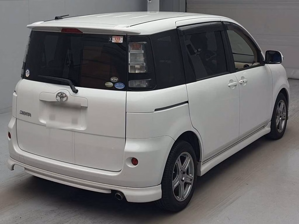 TOYOTA SIENTA