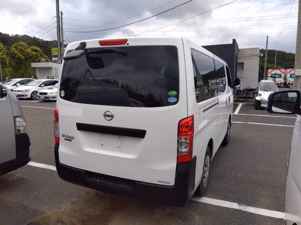 NISSAN NV350 CARAVAN