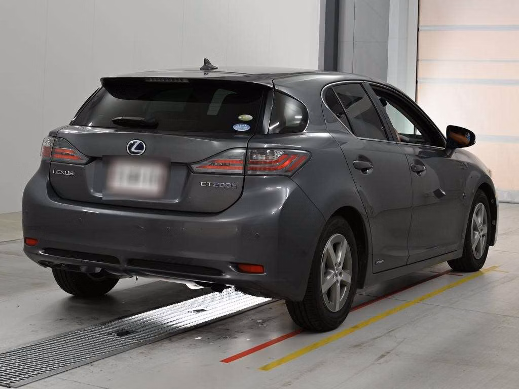 LEXUS CT200H