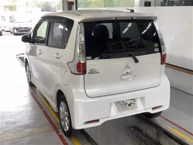 MITSUBISHI EK CUSTOM