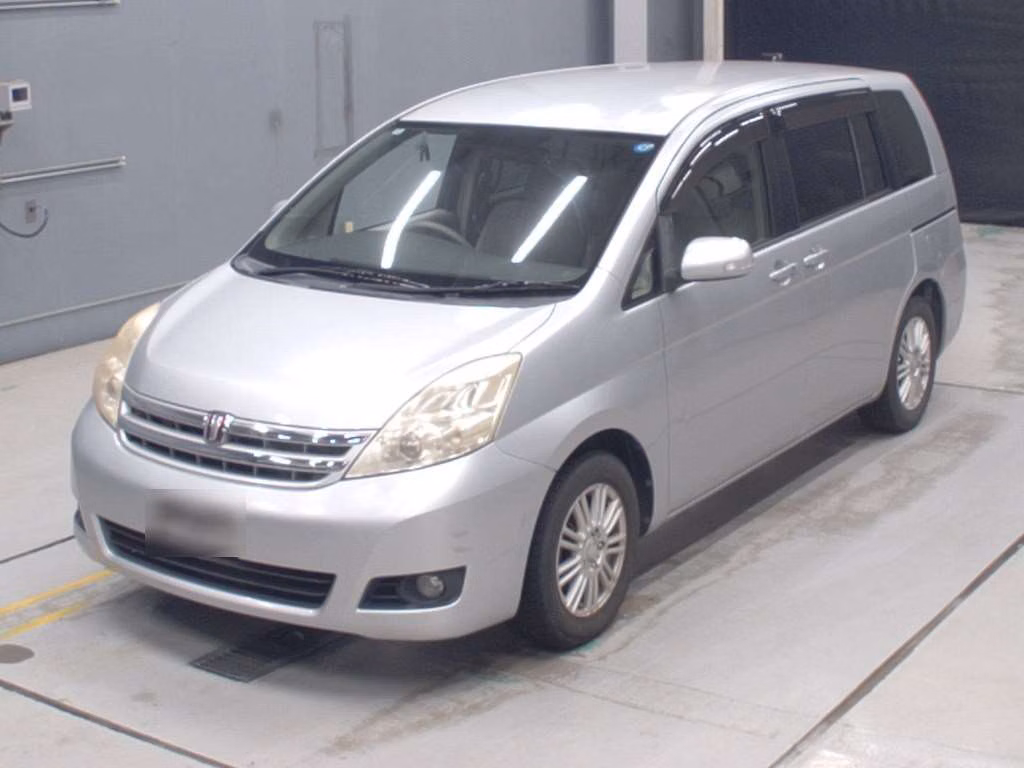TOYOTA ISIS