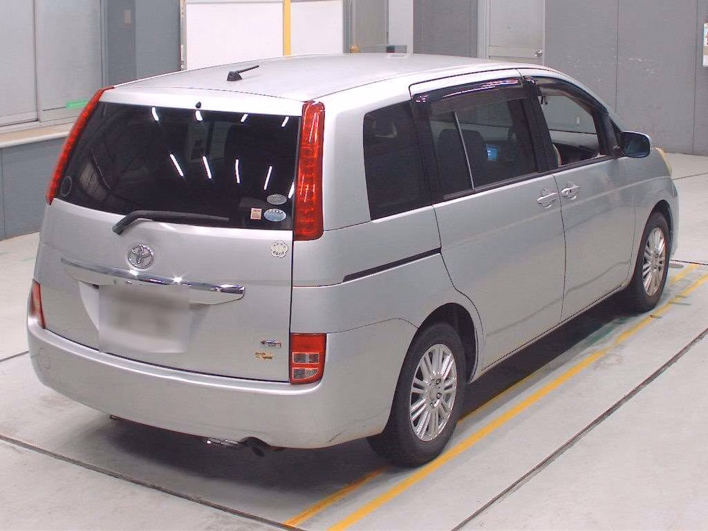 TOYOTA ISIS
