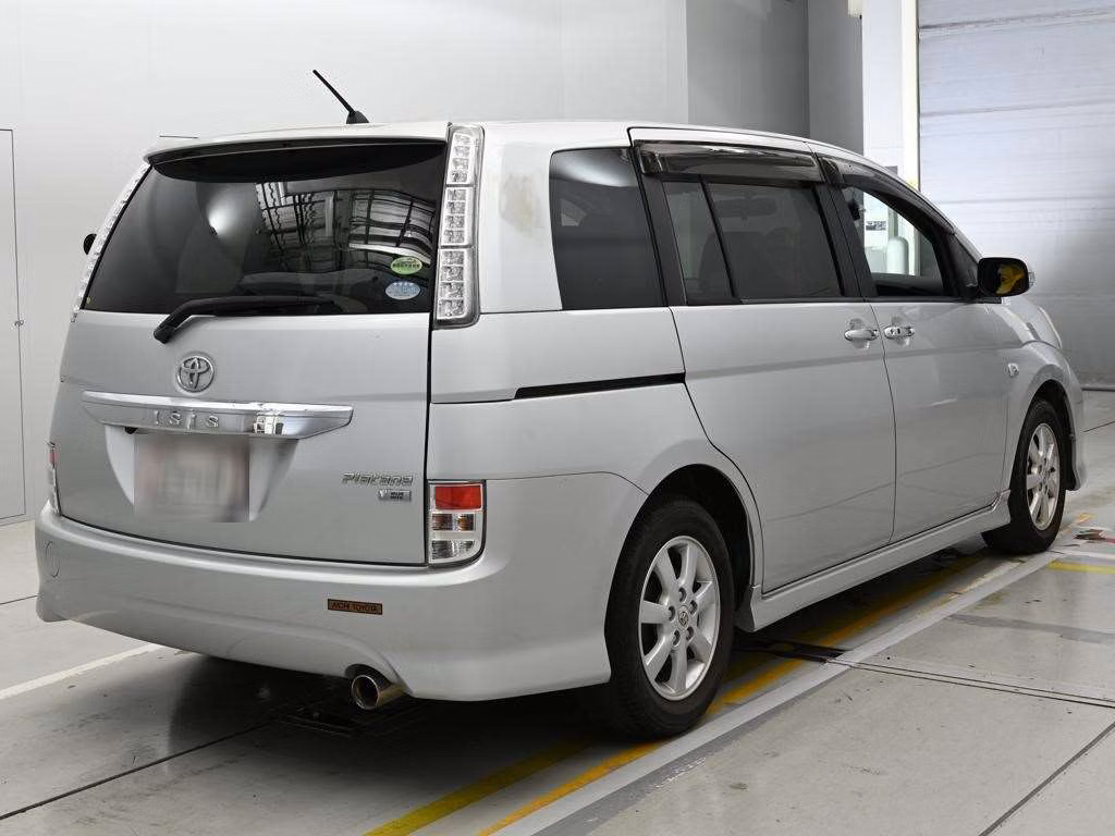 TOYOTA ISIS