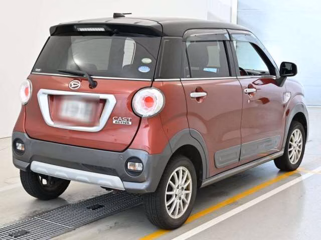 DAIHATSU CAST
