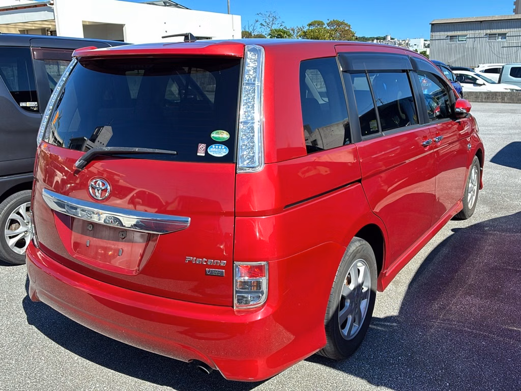 TOYOTA ISIS