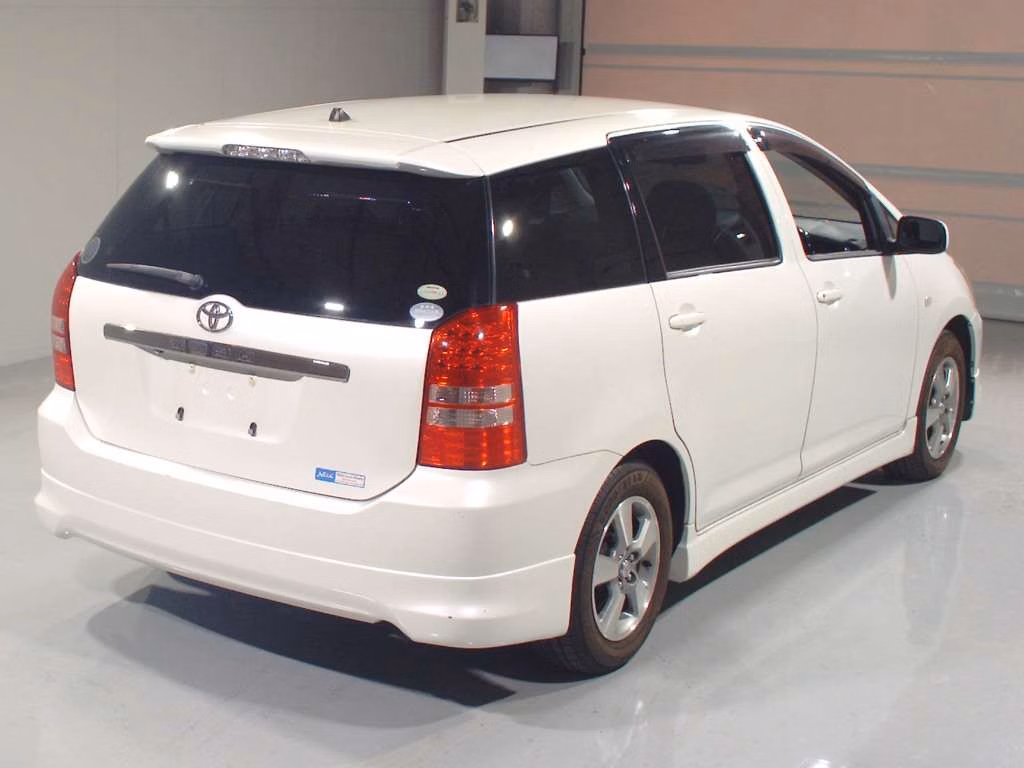 TOYOTA WISH
