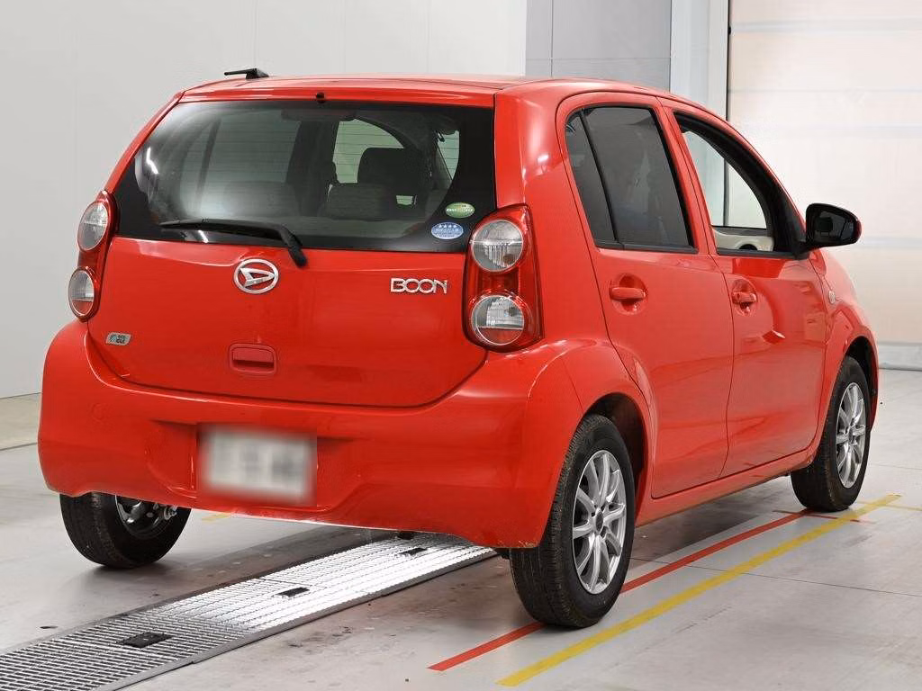DAIHATSU BOON