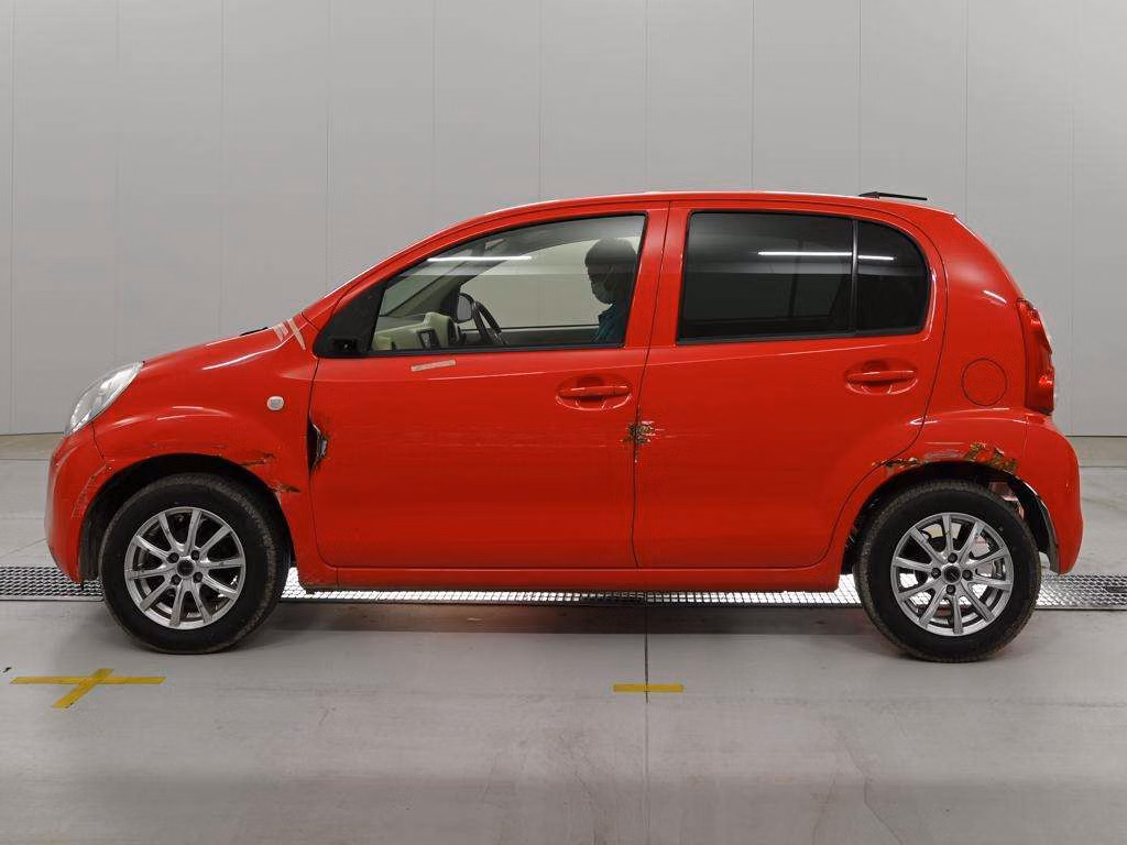 DAIHATSU BOON