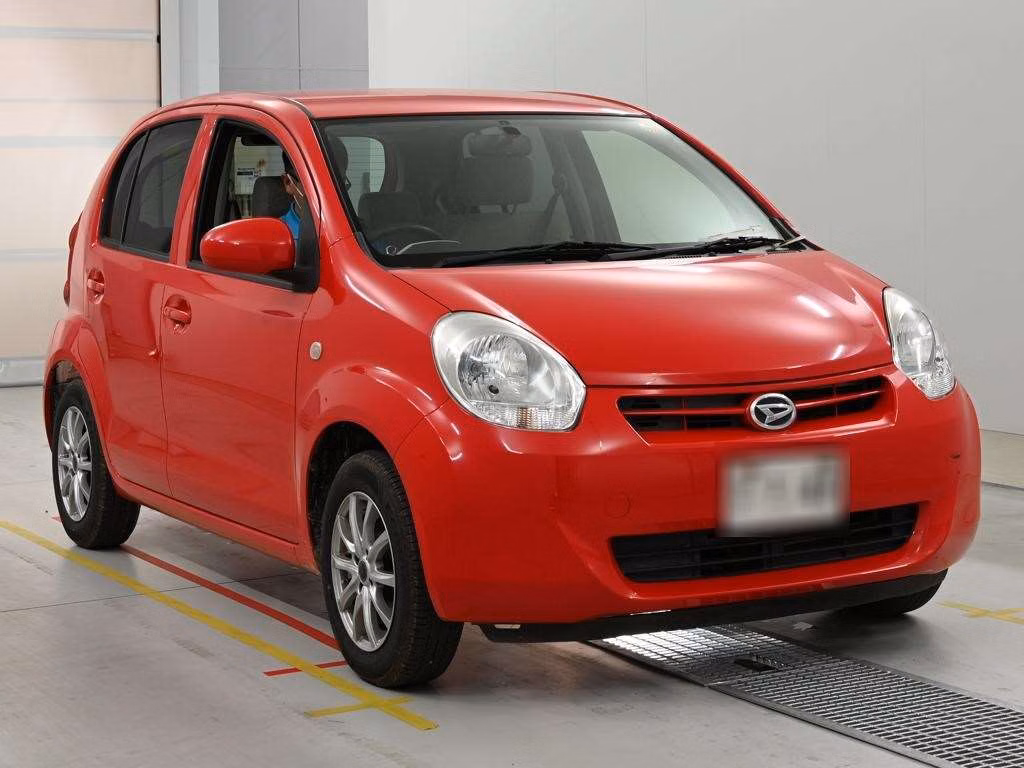 DAIHATSU BOON