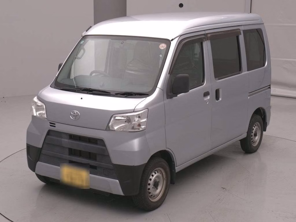 TOYOTA PIXIS VAN