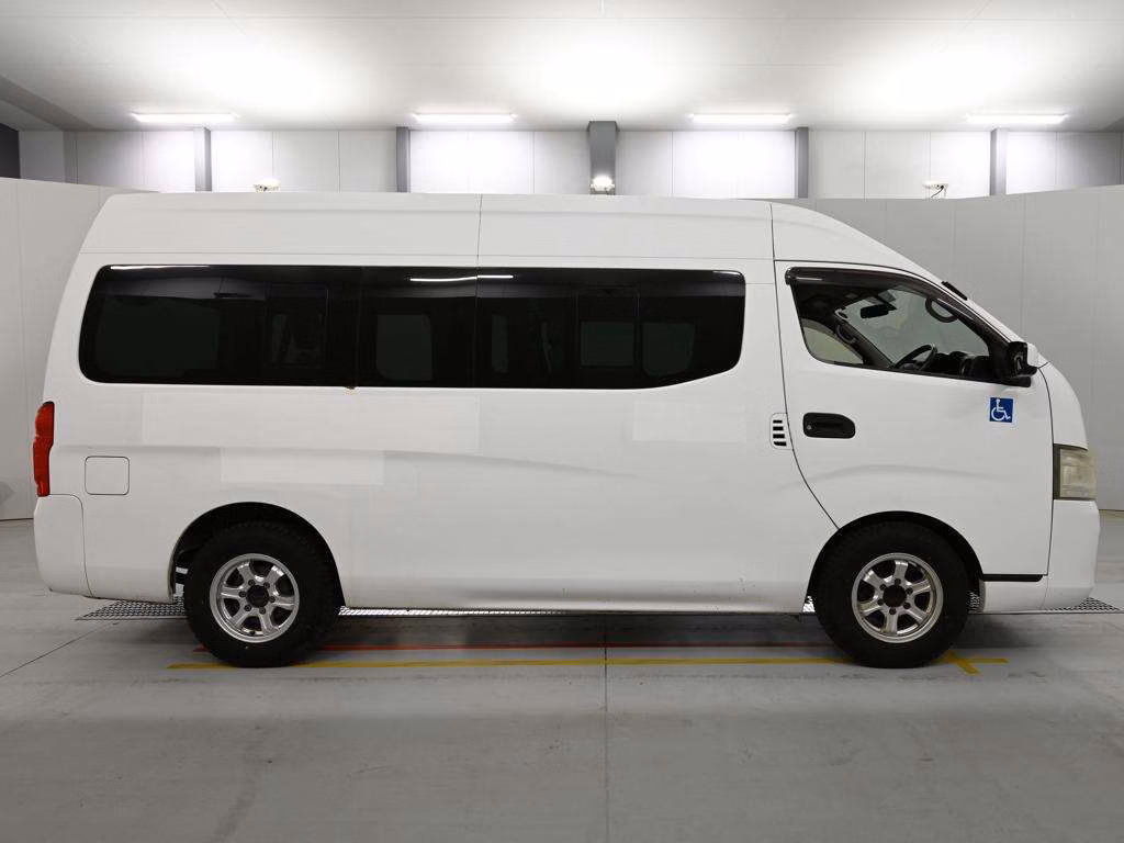 NISSAN NV350 CARAVAN
