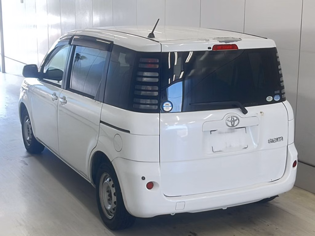 TOYOTA SIENTA