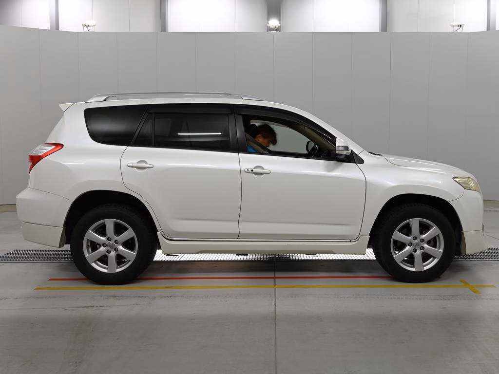 TOYOTA VANGUARD