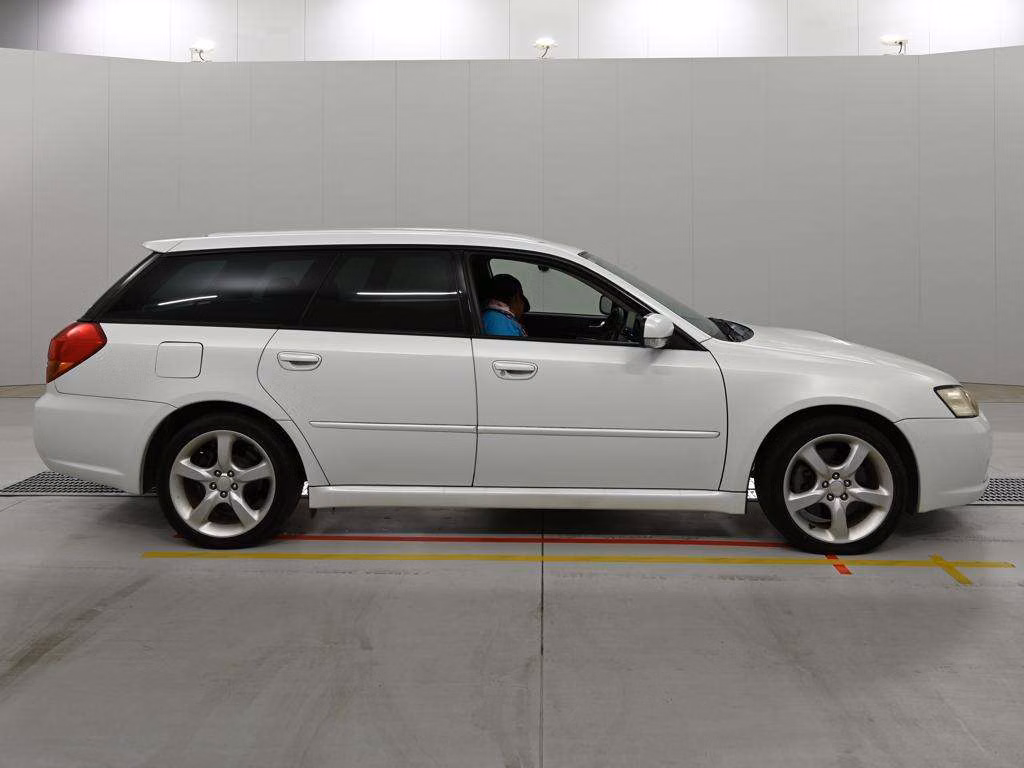 SUBARU LEGACY