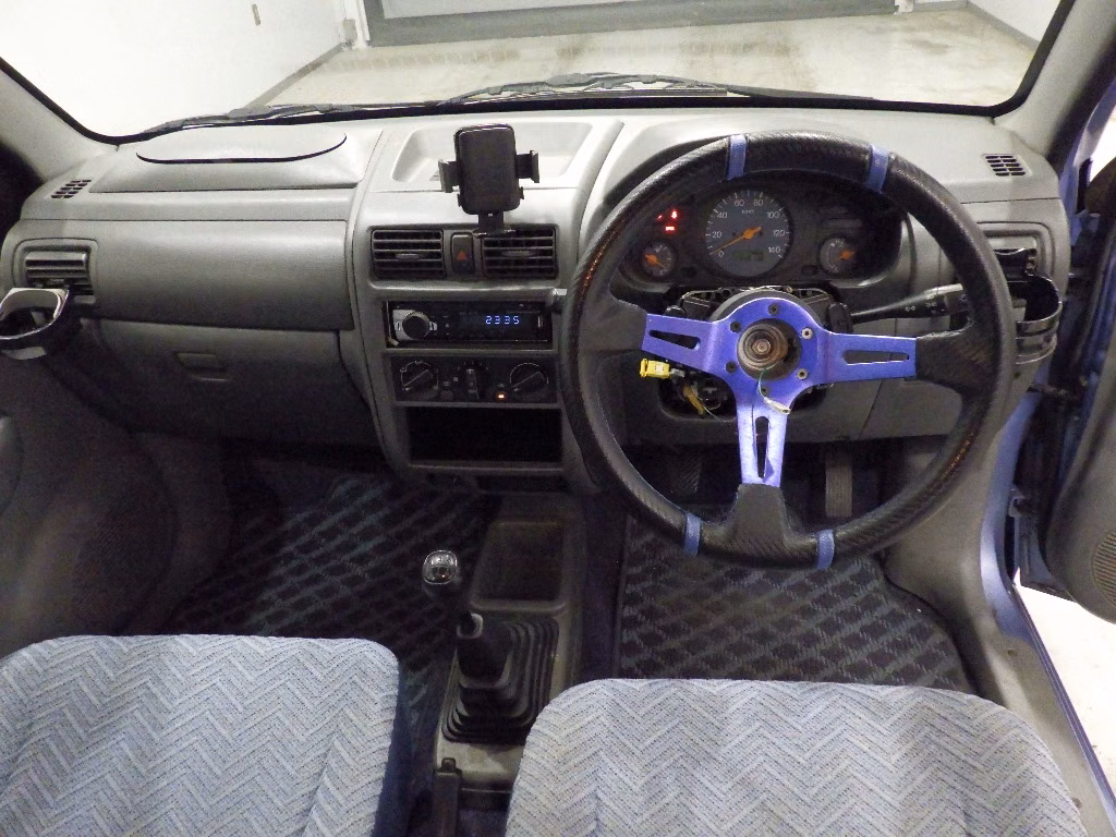MITSUBISHI MINICA