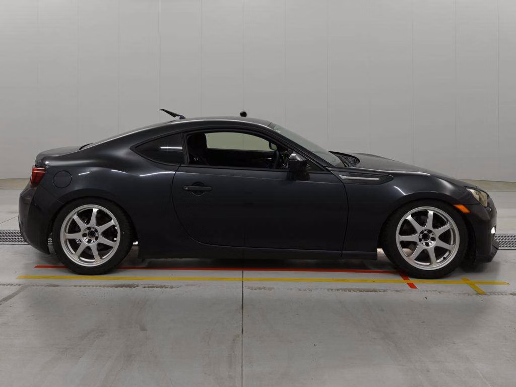 SUBARU BRZ