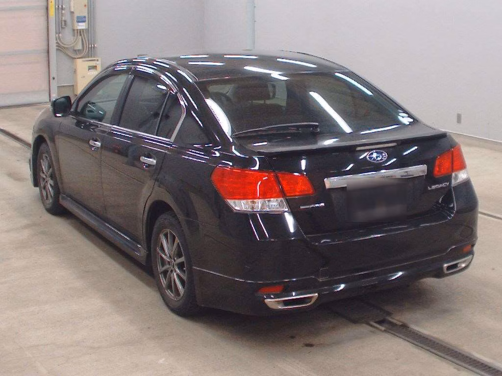 SUBARU LEGACY B4