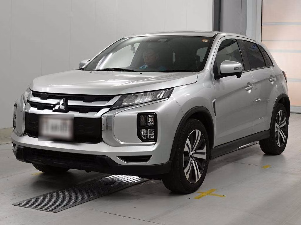MITSUBISHI RVR