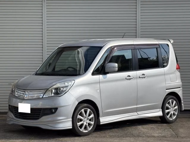 MITSUBISHI DELICA D:2