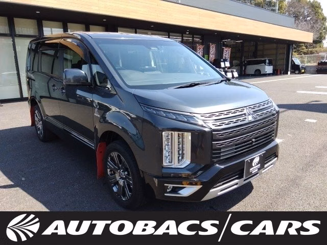 MITSUBISHI DELICA D:5