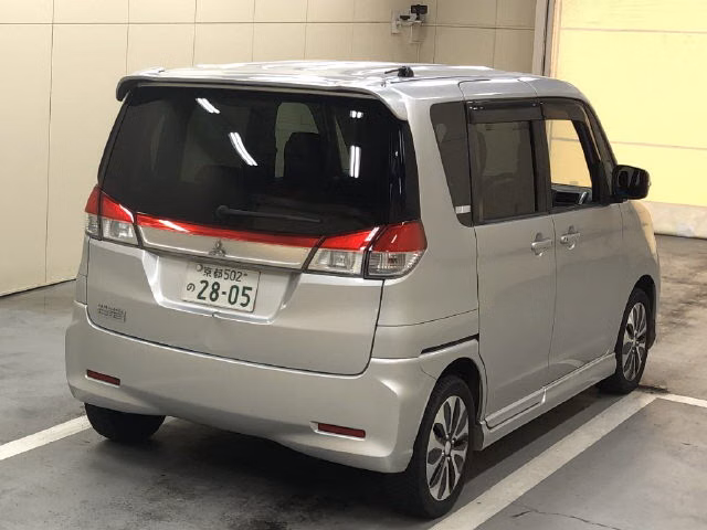 MITSUBISHI DELICA D:2