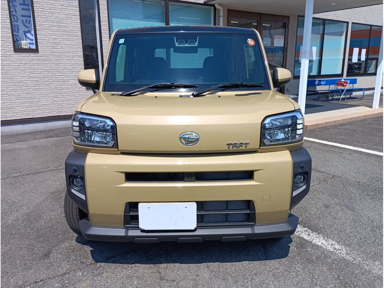DAIHATSU TAFT