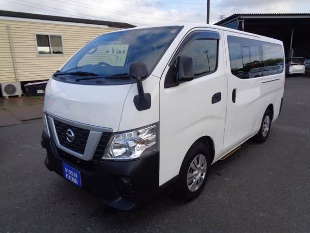 NISSAN NV350 CARAVAN