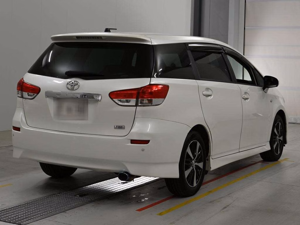 TOYOTA WISH
