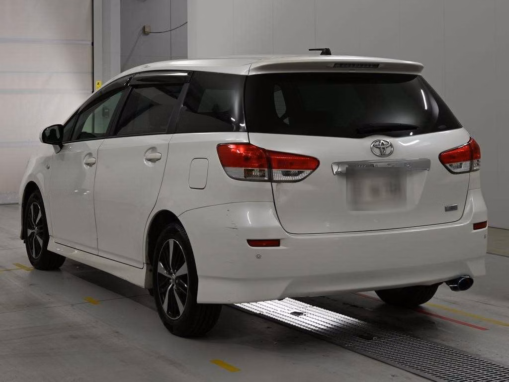 TOYOTA WISH