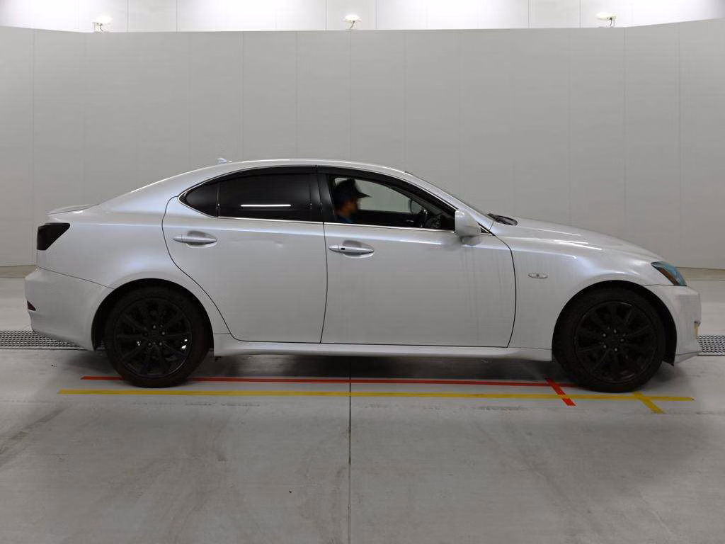 LEXUS IS250
