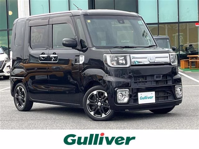 DAIHATSU WAKE