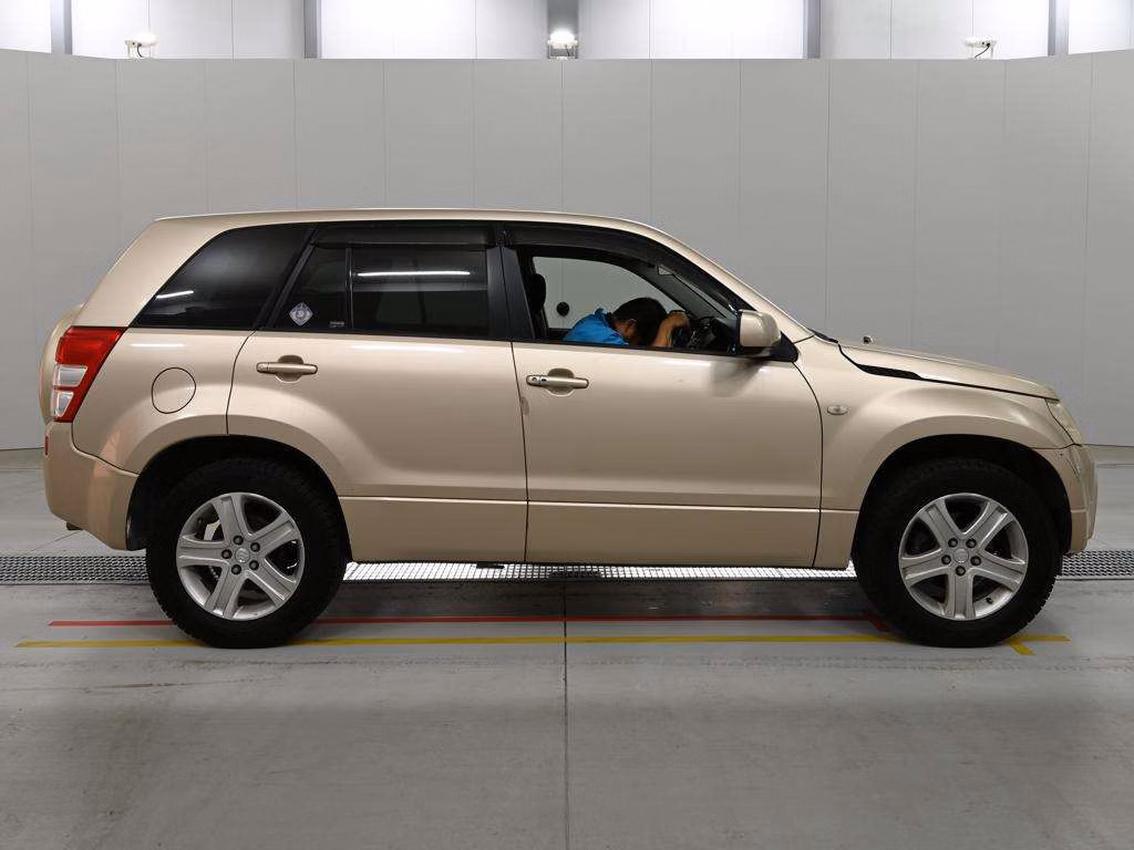 SUZUKI ESCUDO