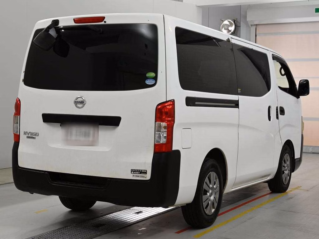 NISSAN NV350 CARAVAN