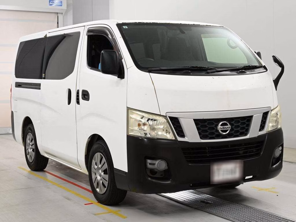NISSAN NV350 CARAVAN
