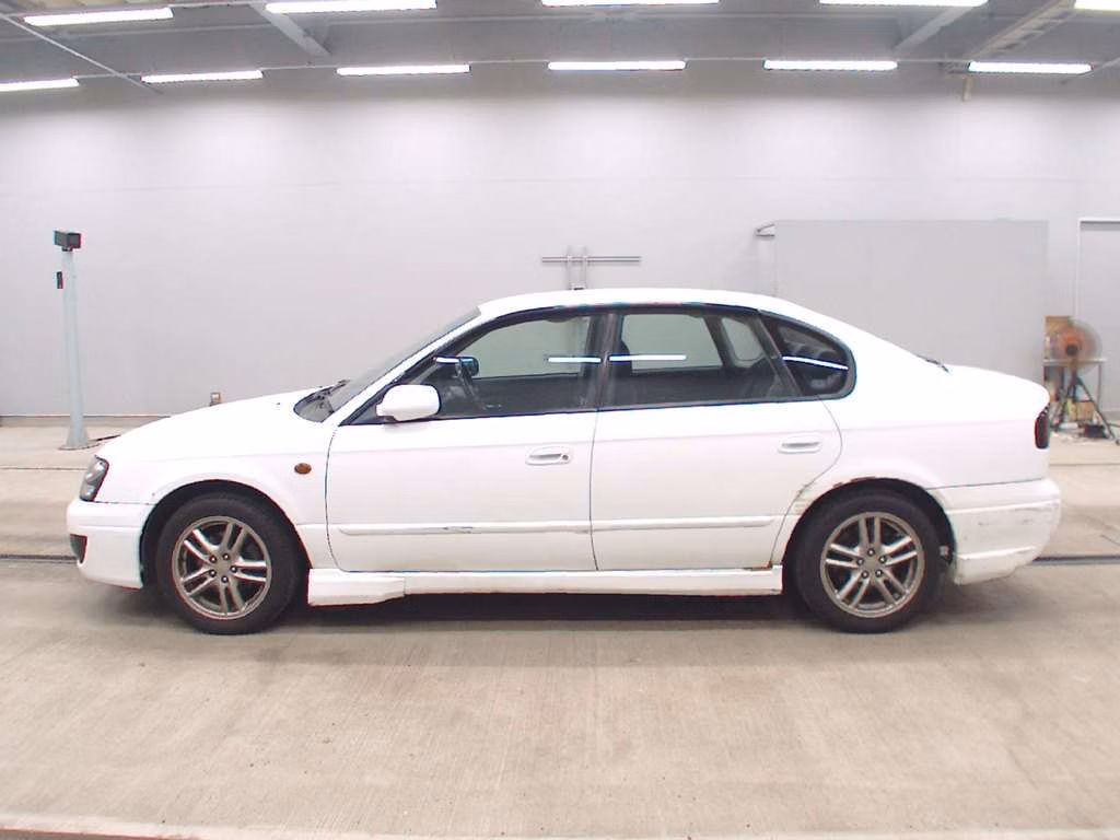 SUBARU LEGACY B4