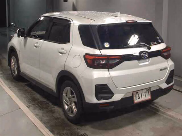 DAIHATSU ROCKY