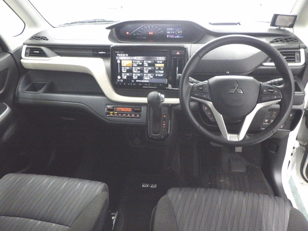 MITSUBISHI DELICA D:2