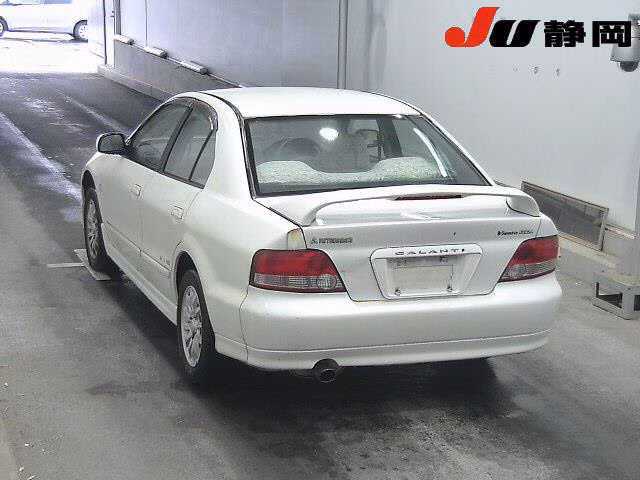 MITSUBISHI GALANT