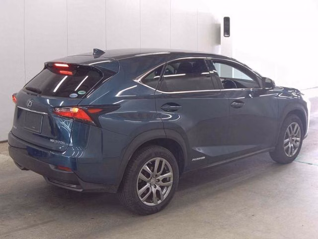 LEXUS NX300H