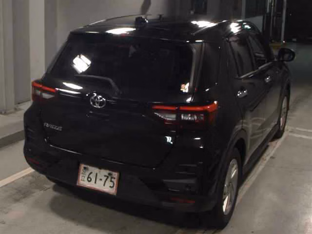 TOYOTA RAIZE